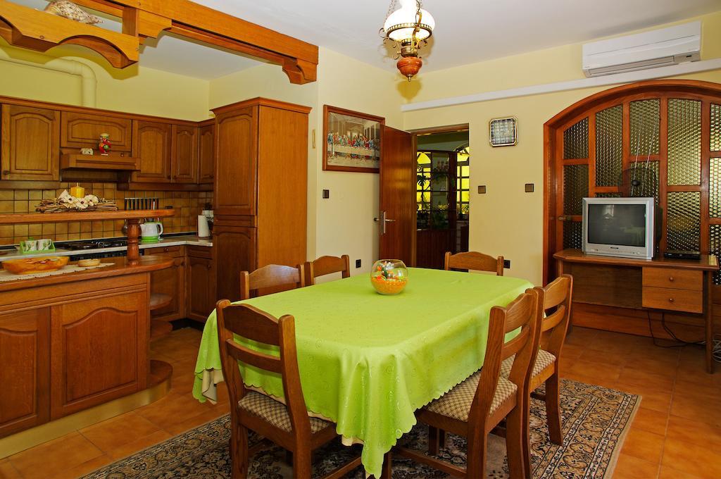 Apartments Julija Vela Luka Quarto foto