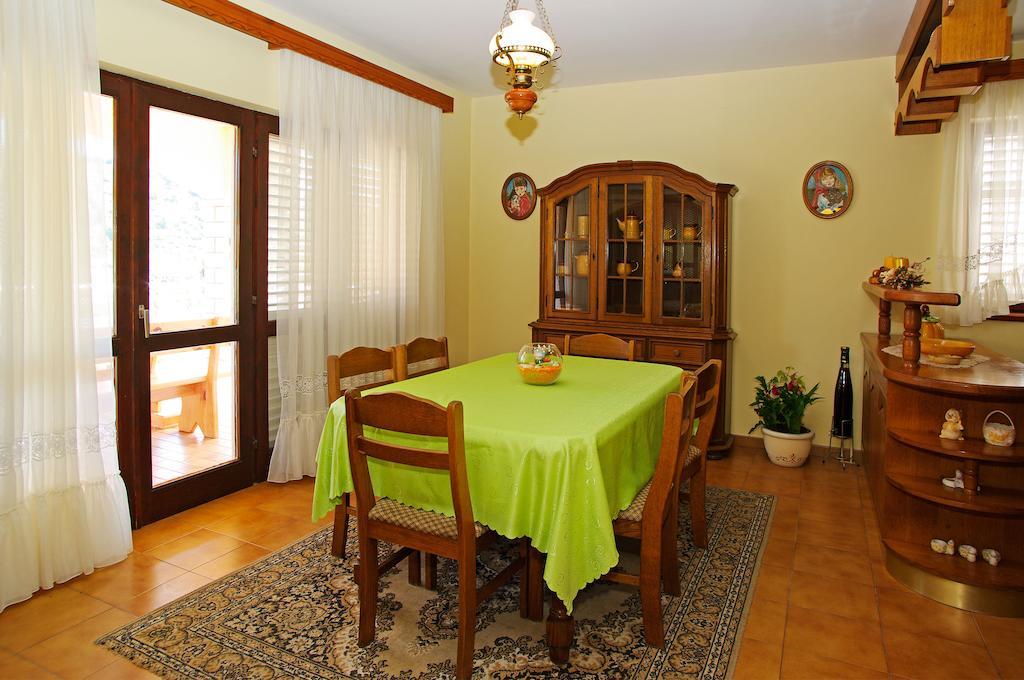 Apartments Julija Vela Luka Quarto foto